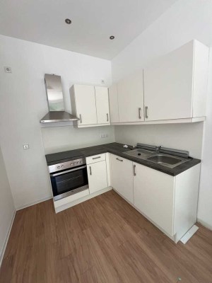 Nur Studenten! 2 Zimmer-Studentenwohnung inkl. Küche neben dem Rhein-Center![VAC-16586]