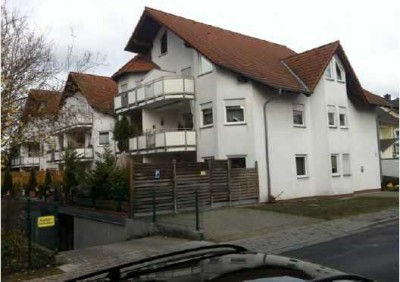 Gepflegte 2-Zimmer-EG-Wohnung mit großzügiger Terrasse in Rodgau-Rollwald