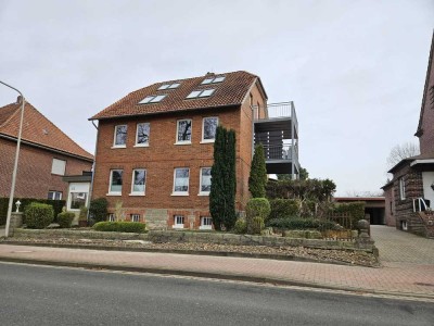 *BESTE LAGE* Freundliche 2-Zimmer-Wohnung mit Balkon und EBK in Stadthagen