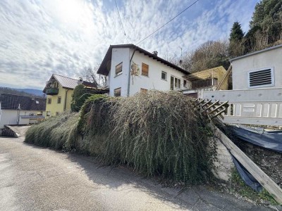 Einfamilienhaus mit Potenzial in Aussichtslage von Haueneberstein
