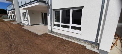 Sonnige 3-Zimmer-Wohnung mit Terrasse und Garten