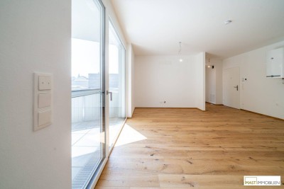 *Sommer 2025* Provisionsfreie 2-Zimmer Wohnung mit 12 qm Loggia!