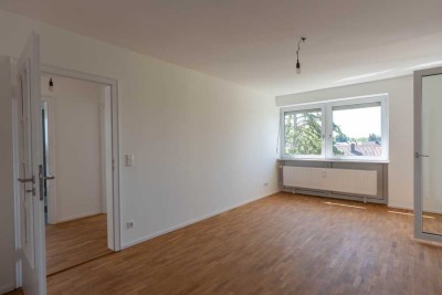 Frisch sanierte 3-Zimmer-Wohnung mit Loggia - nur 200 m vom Lerchenauer See entfernt