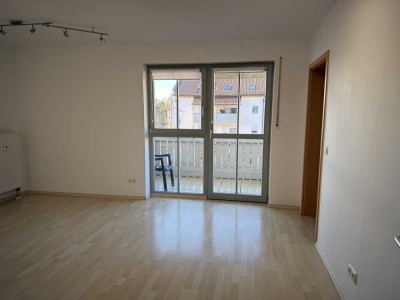 Gepflegte 1,5-Zimmer-Wohnung mit Balkon in Bad Gögging Nähe Limes Therme