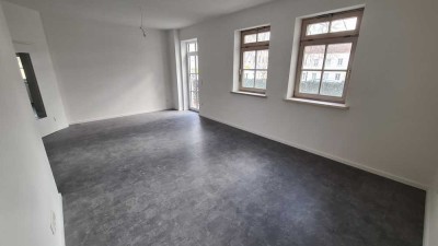 schöne Wohnung mit Terrasse