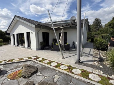 Luxus-Bungalow in ruhiger Lage mit einzigartiger Gartengestaltung