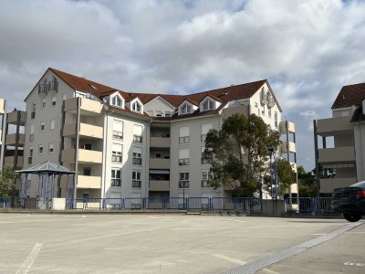 Traumhafte Aussicht, großer Balkon mit Einbauküche