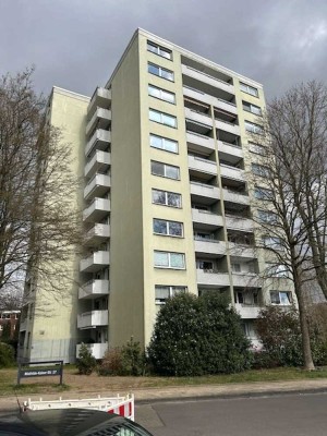 Einziehen oder vermieten: Vielseitige Eigentumswohnung mit Aufzug in zentraler Lage!