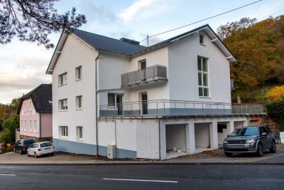 Moderne Eleganz im Grünen: Kernsanierte Traumwohnung in Bad Ems