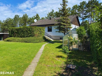 Das Leben genießen! Gemütliches Einfamilienhaus in ruhiger Lage mit tollem Garten!