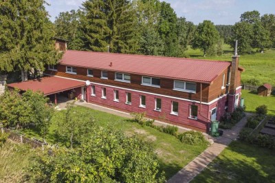 Geräumiges Mehrgenerationenhaus: Modern, komfortabel und ideal für Familien und Arbeiten zu Hause