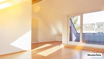 3-Zimmer-Wohnung mit Balkon - ohne Provision ++