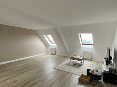 3-Zimmer-DG-Wohnung mit Einbauküche in Wassenberg-Zentrum, 2020 renoviert