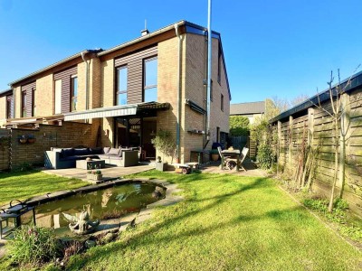 Modernisiertes Reihenend-Haus in Top-Lage mit Garten, Garage und Stellplatz