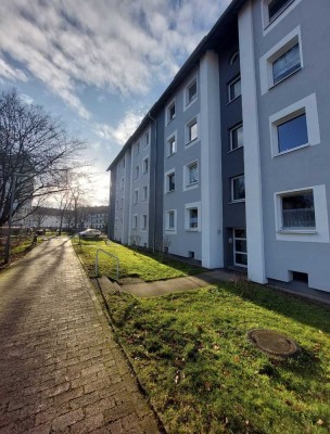 Sofort verfügbar - 2 Zimmer Wohnung mit Balkon