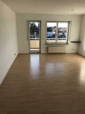 2-Zimmerwohnung mit Balkon und Küche