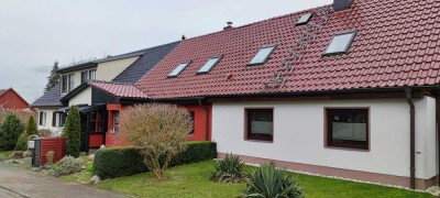 Günstiges 3 Zimmer Haus und Gartenhaus 30 m² Sprungbrett zur Ostsee und den Bodden- Gewässern