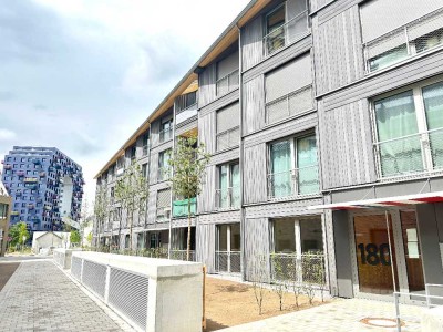Moderne 3-Zimmer-Wohnung mit Einbauküche auf Franklin