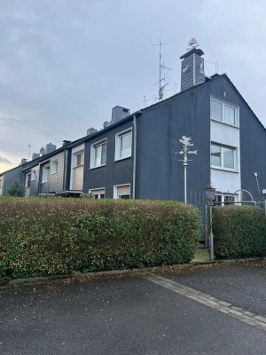 Geräumiges und vollständig renoviertes 2 Familien-Haus mit Ausbaureserve, lux. Innenausstattung