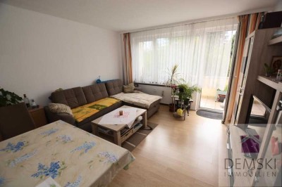 5748: Düsseldorf Benrath! Schöne 2,5 Zimmer-Wohnung mit Balkon!