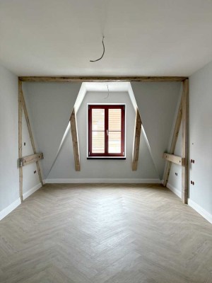 "NEU" stilvolle 4-Zimmer-Maisonette-Wohnung mit Aufzug in Görlitz Zentrum