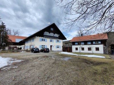 4-5 Zi Wohnung auf dem Land ( Tierhaltung möglich )