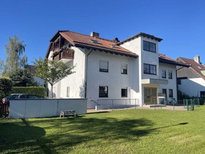 Attraktive, ruhig gelegene 3-Zimmer-Erdgeschosswohnung mit herrlichem Garten in Gilching