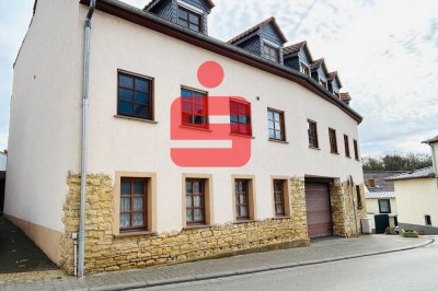 Haus mit Hof und Garage und sep. 3 ZKB im Hinterhaus