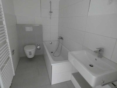 ** Modernisierte 2-Zi-Wohnung in zentraler Lage sucht neuen Mieter **