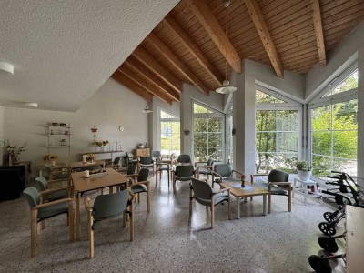 Helle Dachgeschosswohnung *ab 60 Jahre* nur mit WBS