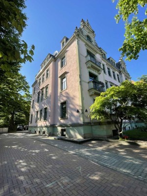 charmante 4 -R.-ETW mit Balkon in historischer Jugendstilvilla