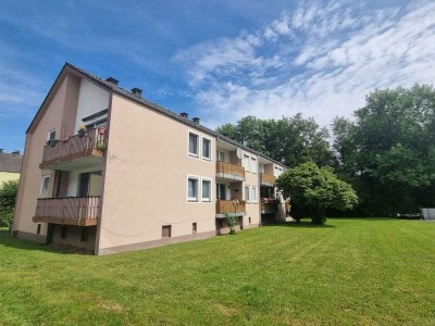 Verfügbar ab März 2026 in ruhiger Wohnlage! Modern ausgestattete 3-Zi.-Erdgeschosswohnung mit Balkon