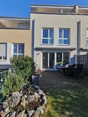 Wohnen am Leimbacher Berg: Rheinmittelhaus mit Südwestgrundstück in familienfreundlicher Lage