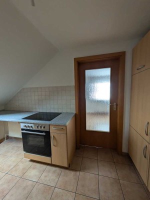 Schöne und modernisierte 2-Raum-DG-Wohnung in Lambsheim