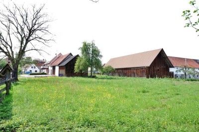 ca. 2891 m² Grundstückfläche  
MFH, Scheune, Garten, Freifläche
Eine Insel für individuelle Ideen!