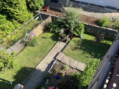 MFH  mit schönem Garten und 3 Garagen