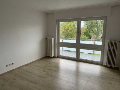 Ihr neues Zuhause in Alsdorf – Stilvoll renovierte 3-Zimmer-Wohnung mit Balkon