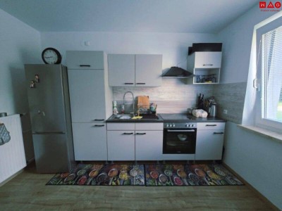 Attraktive Wohnung mit Balkon im Hochparterre!