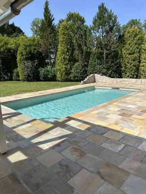 Villa auf parkähnlichem Grundstück, komplett Eingerichtet und Möbliert, Pool, Haustierfreundlich