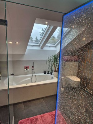 Hochwertige DHH mit Naturteich, Wintergarten & Top-Ausstattung – ab 01.01.2026