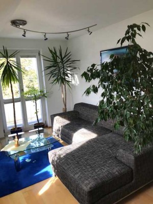 Stilvolle, gepflegte, helle 3,5-Raum-Maisonette-Wohnung  mit EBK in Hallbergmoos/Goldach