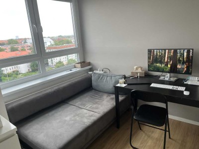 Möbliertes 1‑Zi.-Whg. in Lichtenberg – Zwischenmiete Aug & Sept