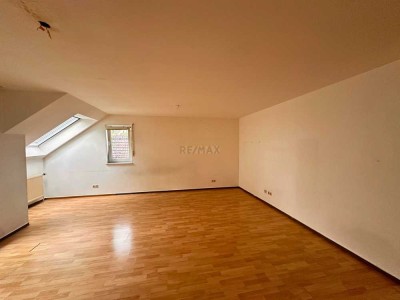 Zählt auch für Sie Lage, Komfort und Sicherheit?
3,5 Zimmer Wohnung mit Aufzug und TG-Stellplatz!