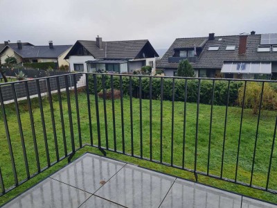 Sehr schöne, frisch renovierte 3-Zi. Wohnung in Pellingen