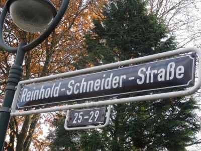 Schön wohnen in Garath, ... mit großem Südbalkon!
