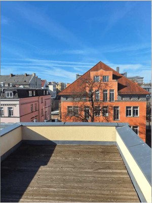 Wohnen im Herzen von Augsburg– Exklusive 3 Zimmer-Dachterrassenwohnung