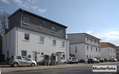 5 Mehrfamilienhäuser mit insges. 20 Wohnungen