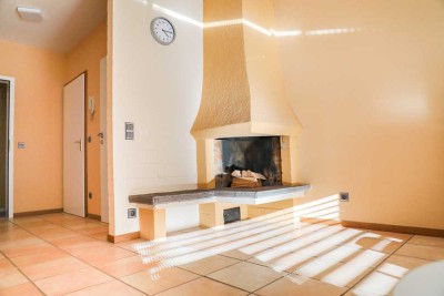 Helle 3,5-Zimmer-Wohnung mit Balkon und Garage in Velbert