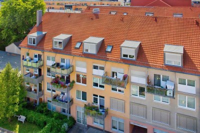 Halle Saale - hübsches kleines Single-Apartment mit Balkon in zentraler Altstadtlage !