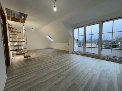 Stilvolle, modernisierte 2-Zimmer-Maisonette-Wohnung mit Balkon Alt Sievershagen